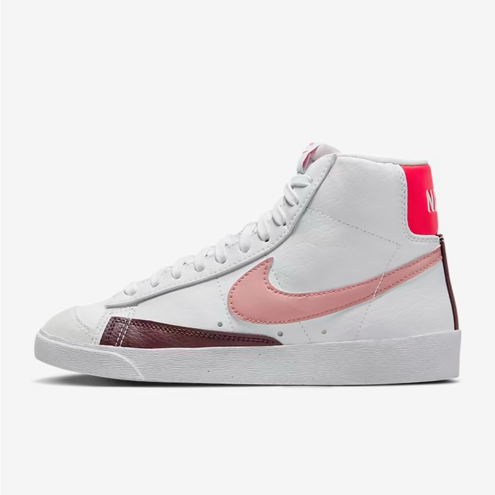 Nike Mid Blazer ‘77 Next Nature